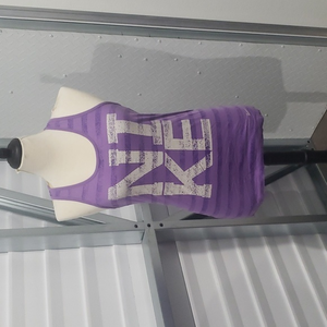 Nike brand tank top size M‎